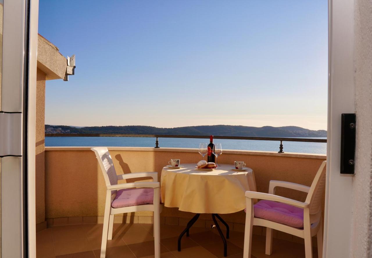 Cvita Apartments Trogir Extérieur photo
